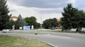 72-годишен с опасност за живота след удар в дърво