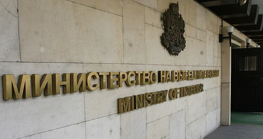 Центровете ни за бежанци почти празни