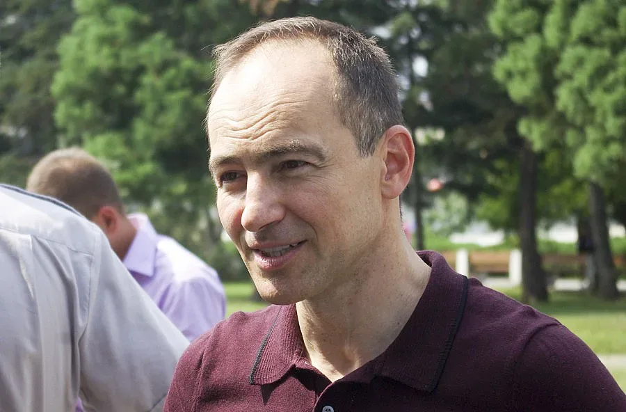 Забрана за религии, които не признават светската държава