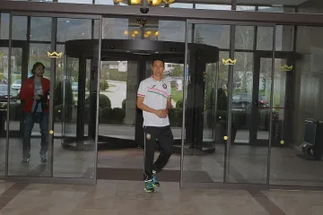 Петев показа зъби в Правец