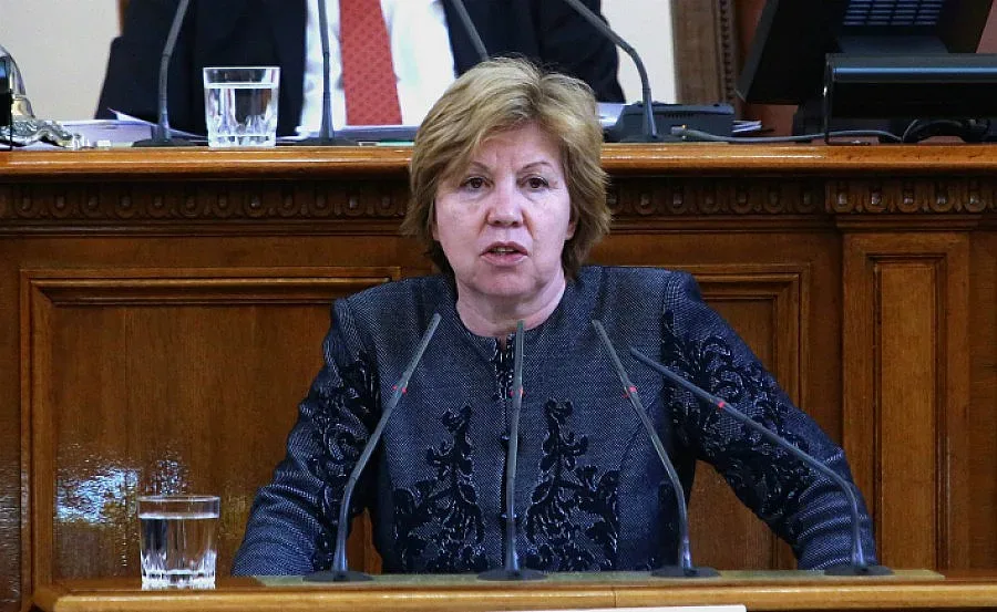 Бъчварова се отказа от имунитета си