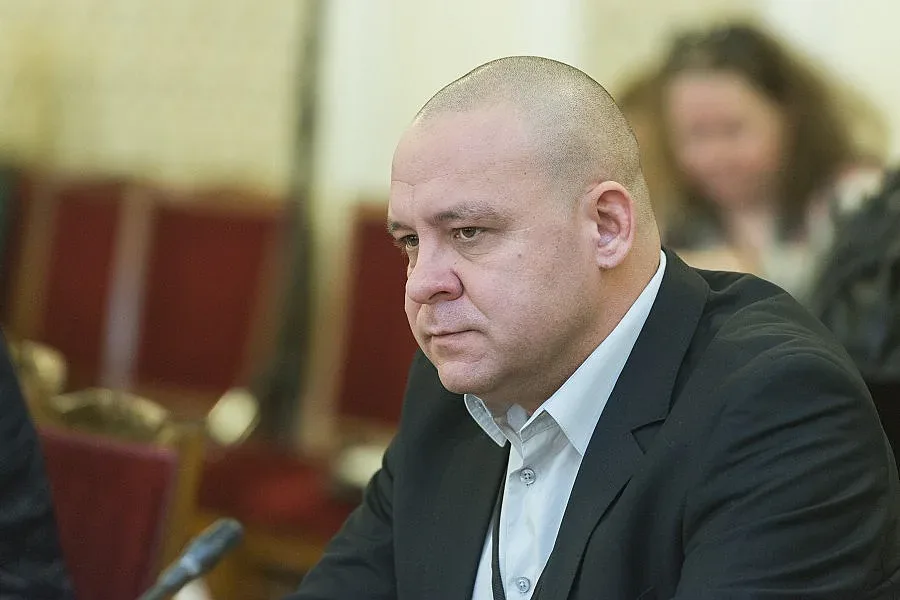 Десетки хиляди семейства разчитат на "Булгартабак"