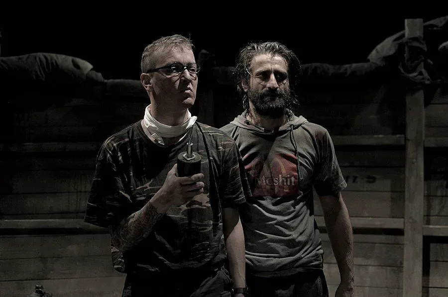 Шамли лежи час и половина върху мина 