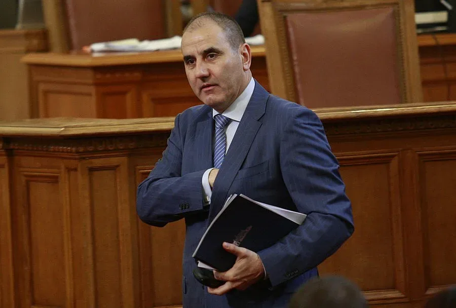 Цветанов: ДСБ да си тръгне от властта