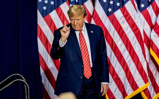 Тръмп: Венецуела ще прехвърли 30 до 50 милиона барела петрол на САЩ