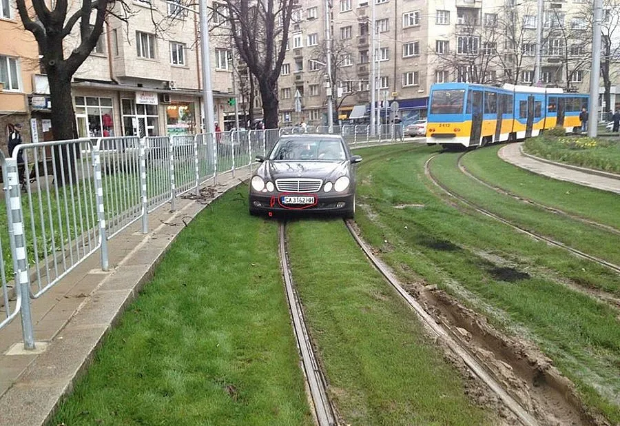 Освободиха главния секретар на МВнР 