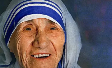Майка Тереза става светица