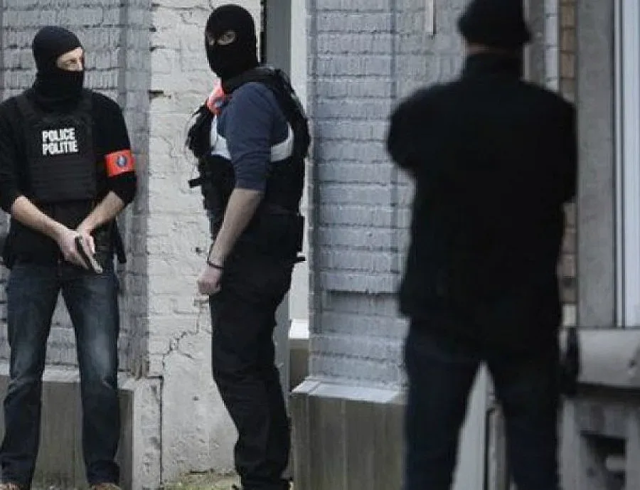 Убиха предполагаем джихадист в Белгия (ОБЗОР)