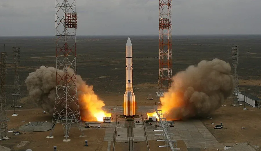 "ЕкзоМарс-2016" осъществи връзка със Земята