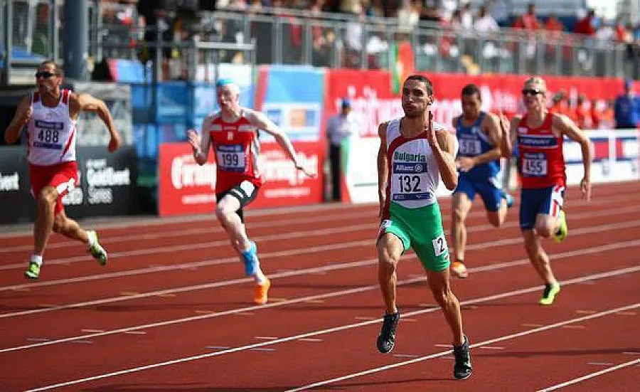 Злато и сребро за Радослав Златанов