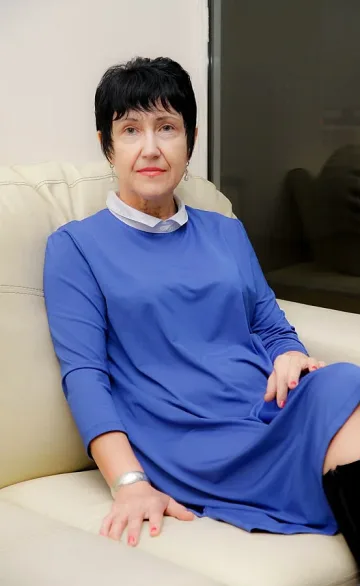 Училището да не отчуждава децата ни от миналото