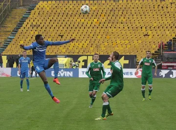 "Левски" размаза "Пирин" за прошка (ОБЗОР)