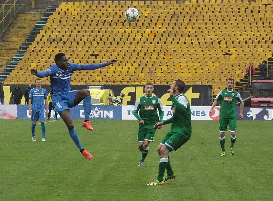 "Левски" размаза "Пирин" за прошка (ОБЗОР)