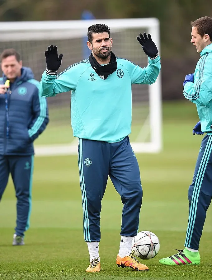 Бари призна: Коста ме целуна