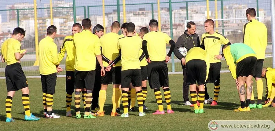 Три от три за "Ботев" срещу "Черно море" 