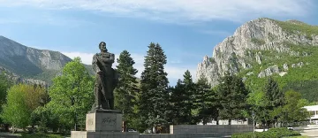 Футболно дерби за Ботевите дни