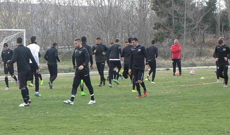 Първа победа за "Локо" извън Пловдив