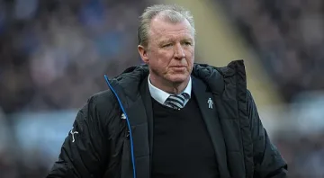 "Нюкасъл" се раздели със Стив Макларън