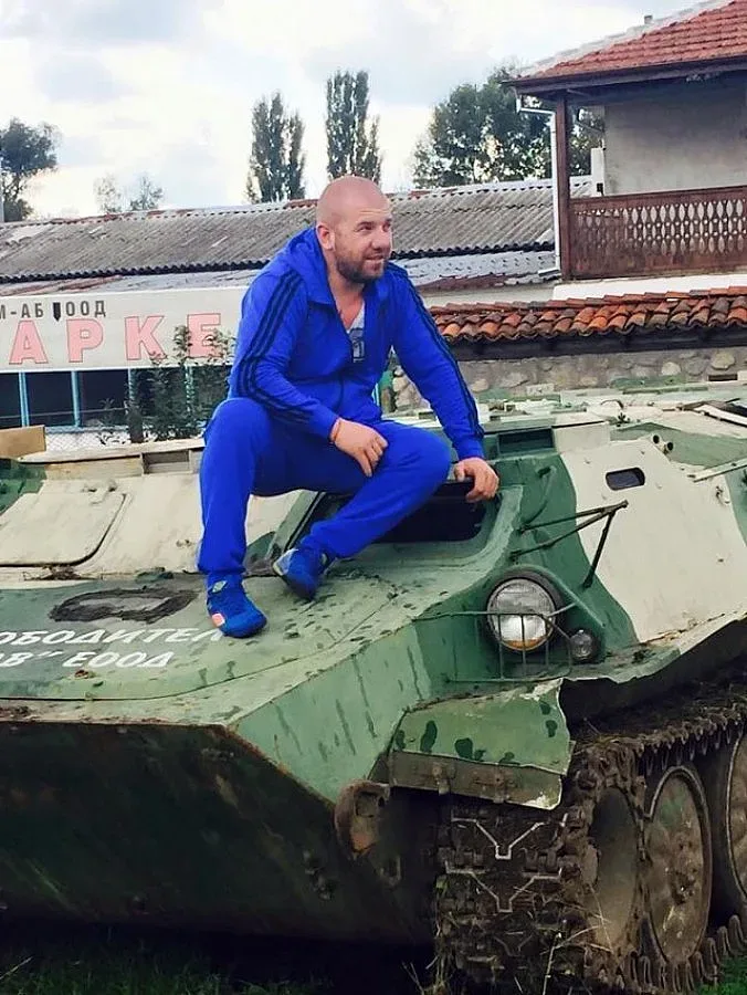 "Дейли Мейл" с репортаж за Динко от Ямбол