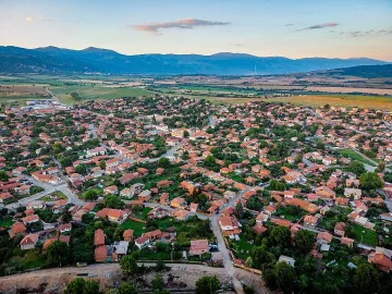 В близост до София. Неолитни къщи смаяха туристите