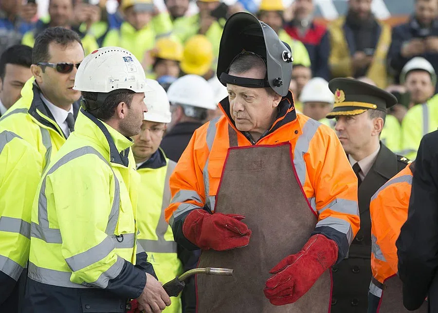 Евродепутат: Дадохме ключа за Европа на султан Ердоган