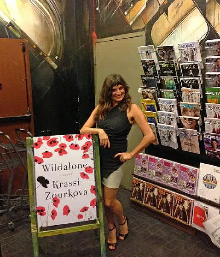 Българка покори Америка с дебютен роман