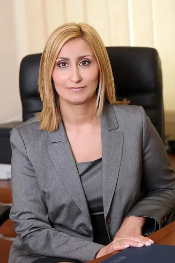 Общинска банка със специални предложения за юбилея