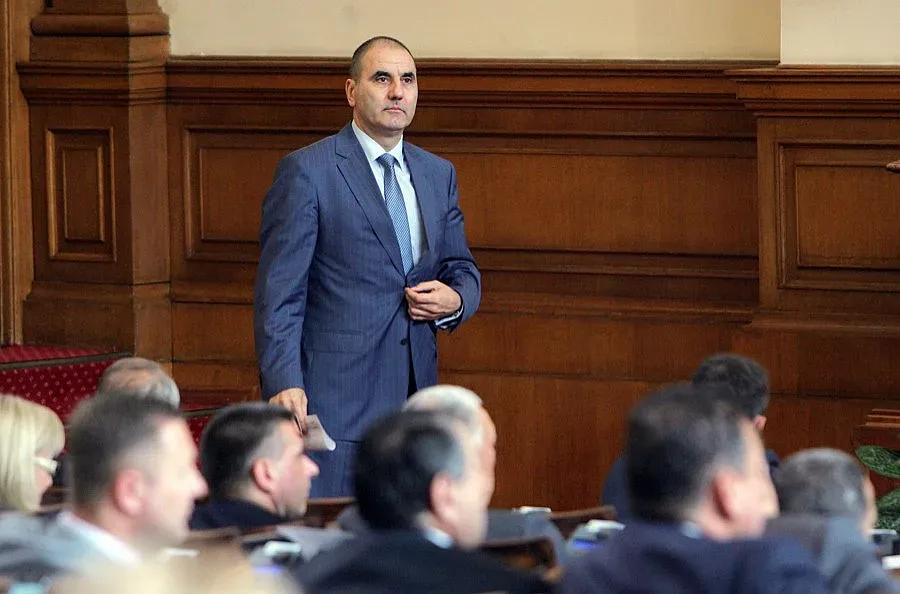 Цветанов прогнозира нова процедура за КЗК