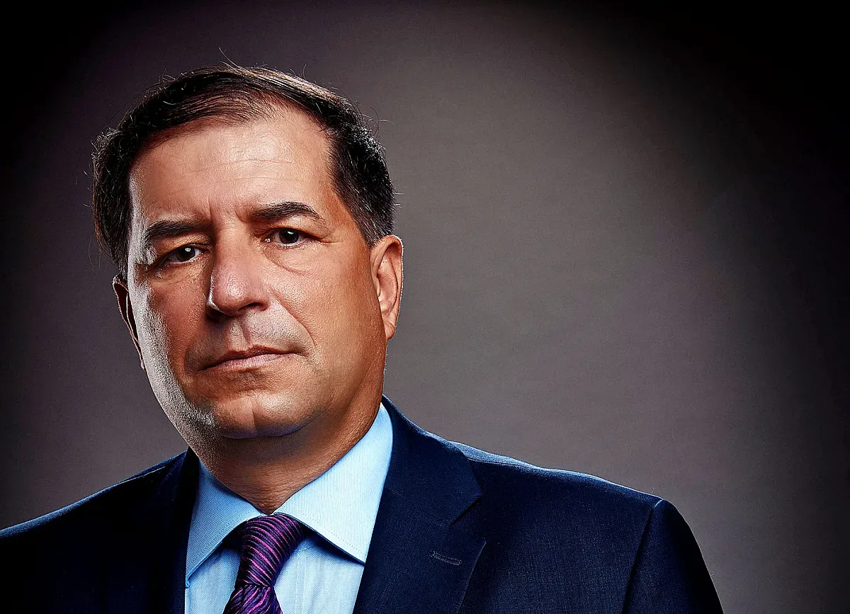 Борислав Цеков с прогноза за партиите и Радев