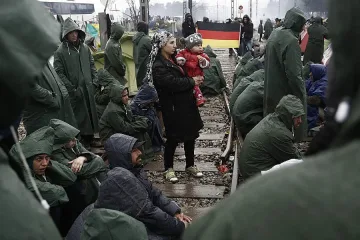 Балканите затръшнаха вратите за бежанците