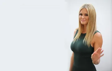 Бар Рафаели показа коремче