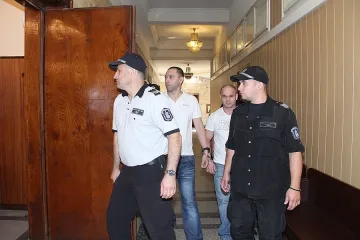 Адвокат спъна дело за грабеж на инкасо