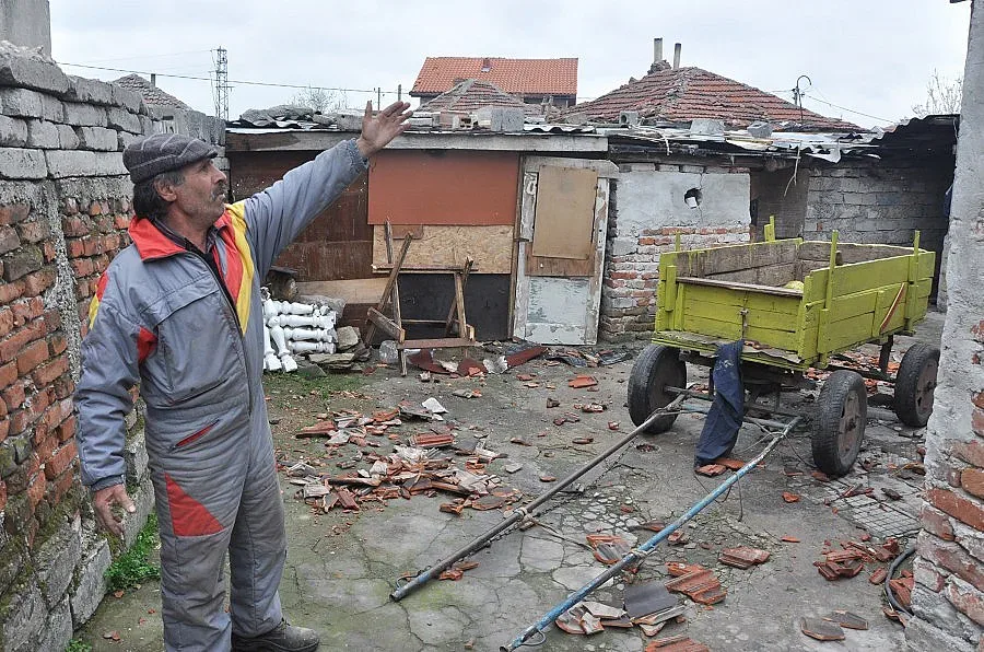 70 семейства с щети от торнадото в Димитровград