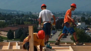 Произвеждаме по 17,2 лв. на час