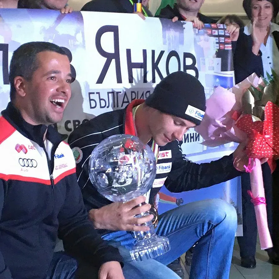 Посрещнаха Радо Янков с гайди (ВИДЕО)