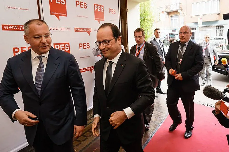 Станишев и Оланд събират левите в Елисейския дворец