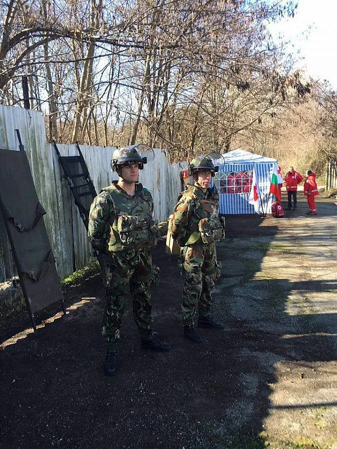 200 граничари и военни на пост на границата