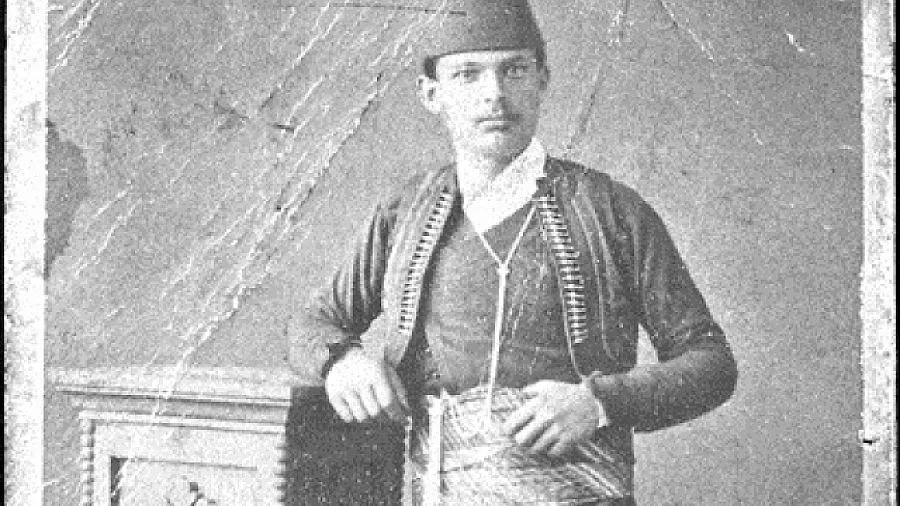 Съживяват знамето на Бенковски