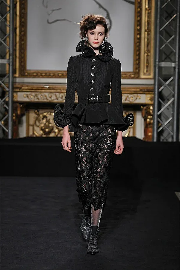 Роко Бароко сдобри Адам и Ева