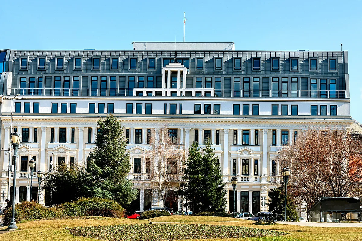 ББР вече прилага двойно обозначаване на сумите в лева и евро