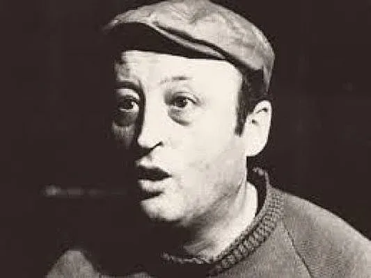 Изгоря домът на легендарен български артист /снимка/