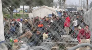 ЕС даде срок на Гърция за регистрацията на бежанците