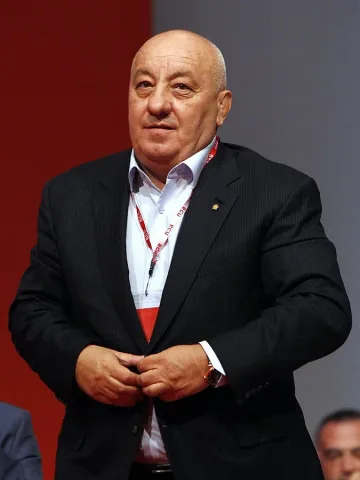 Гергов хвърля оставка като шеф в БСП