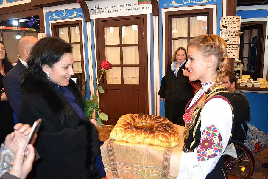 Ракия и ликьор от рози събират овации в Париж