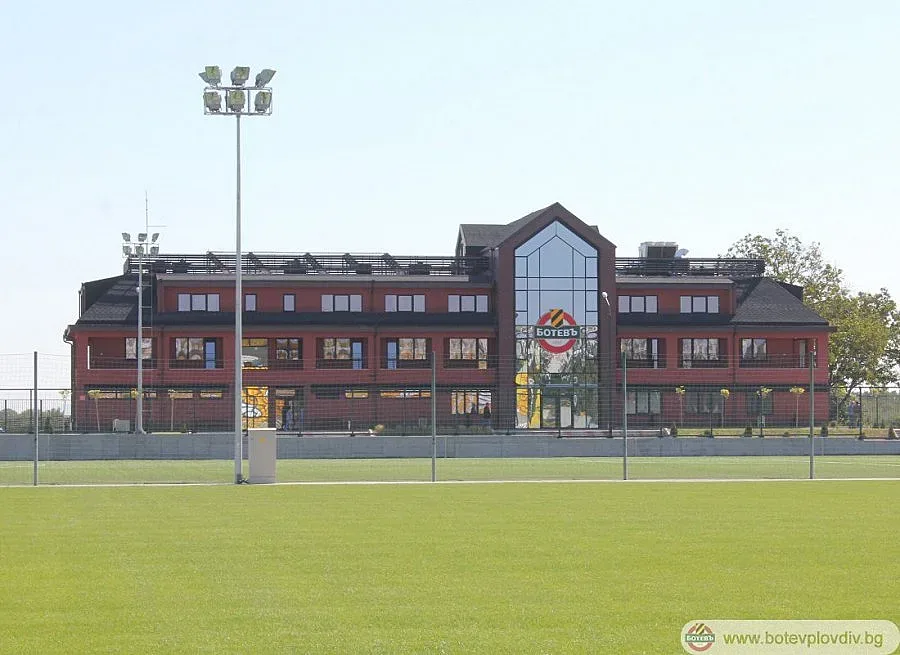 "Славия" би "Ботев" в Коматево