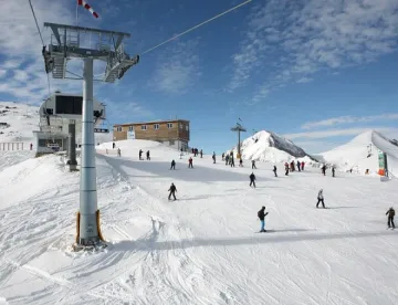 Половината българи искат втори лифт над Банско