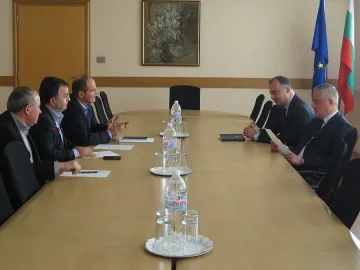 Работниците във ВМЗ- Сопот ще получат Великденски премии