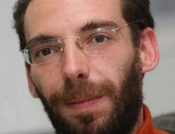 Брюксел дезертира преди потопа