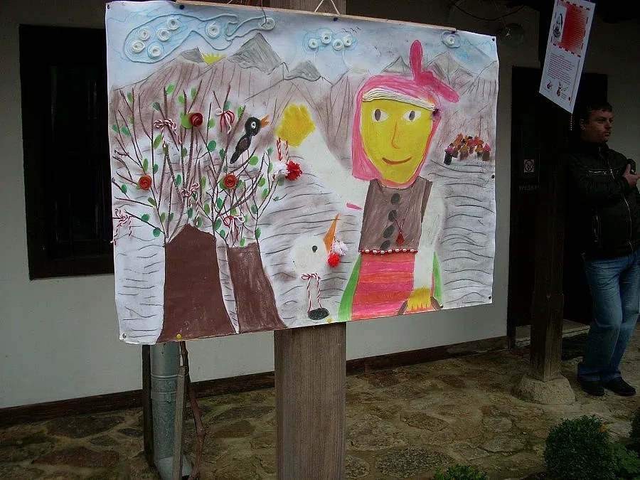 Пролетта разцъфтя с "Първомартенска приказка"