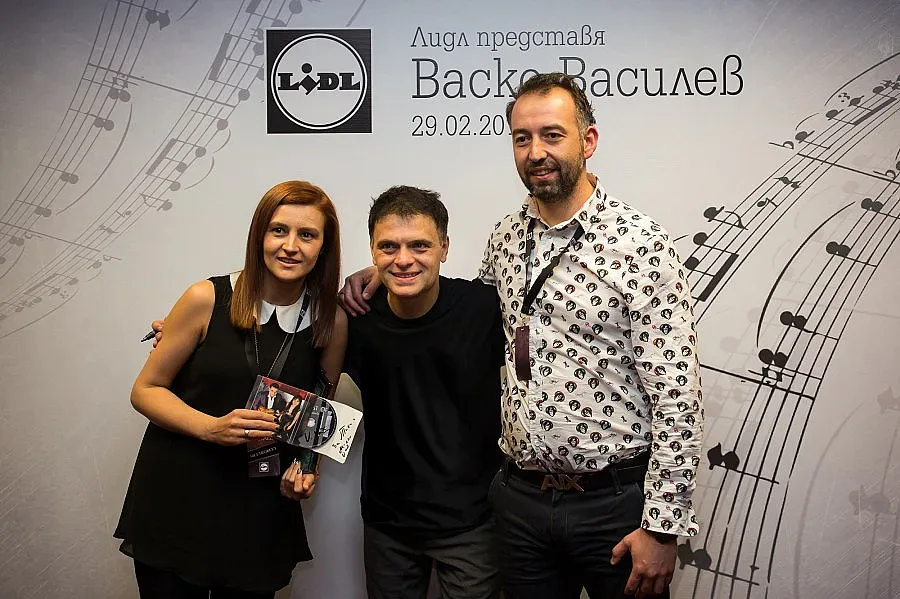 12 хиляди аплодираха Васко Василев